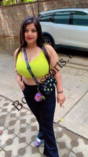 Adhira a 23 years young personality Babai Escort