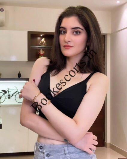Meenu a 23-year-old cute and sexy independent call girl